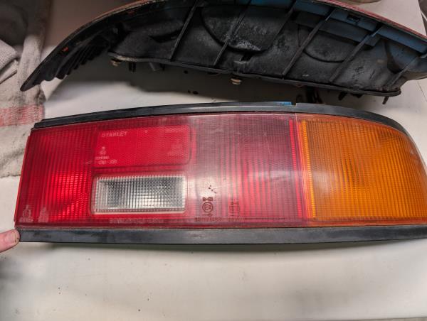 FAROLIM MALA DIR. MAZDA 323 F V (BA) | 94 - 98