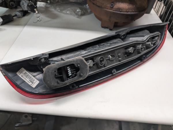 FAROLIM MALA ESQ. OPEL CORSA C (X01) | 00 - 09