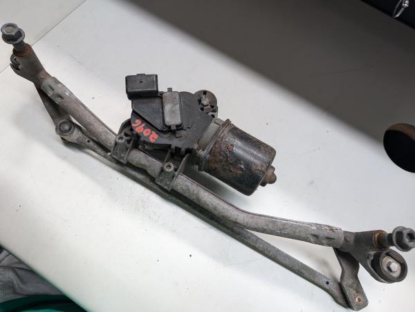 MOTOR LIMPA VIDROS DA FRENTE CITROEN C3 I (FC_, FN_) | 02 - 