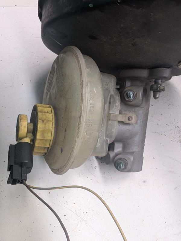 SERVOFREIO SEAT IBIZA 6K4
