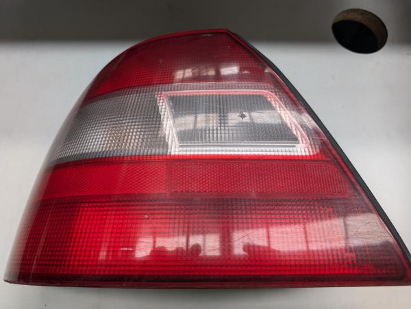 FAROLIM MALA ESQ. HONDA CIVIC VI Aerodeck (MB, MC) | 98 - 01