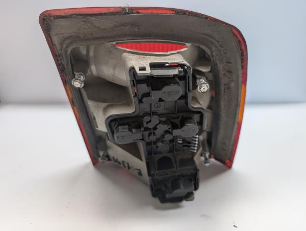 FAROLIM MALA ESQ. OPEL VECTRA A (J89) | 88 - 95 Imagem-1