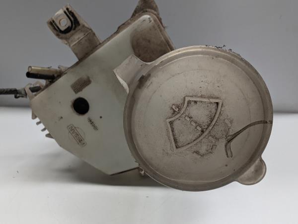 DEPOSITO AGUA LIMPA VIDROS NISSAN SUNNY Caixa/Combi (B11) | 82 - 90