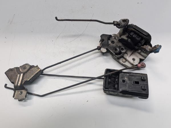 FECHO DA PORTA FRENTE DTO NISSAN SUNNY I Break (B11) | 82 - 90