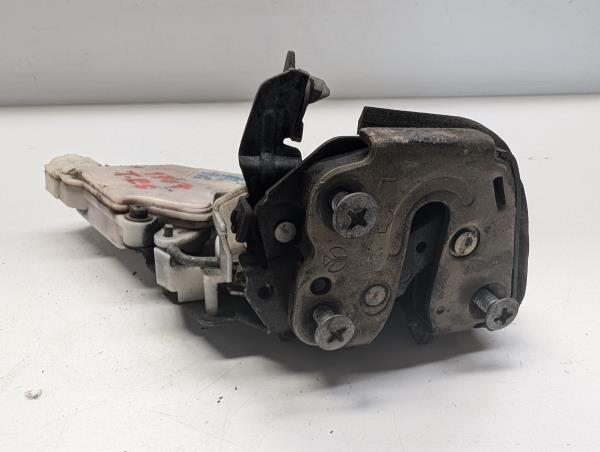 FECHO PORTA TRÁS ESQ. NISSAN PRIMERA (P10) | 90 - 96