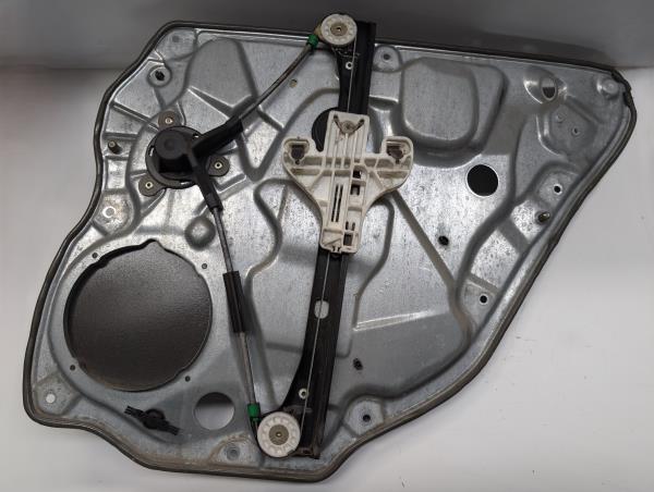ELEVADOR TRAS ESQ. VOLKSWAGEN POLO (9N_) | 01 - 14
