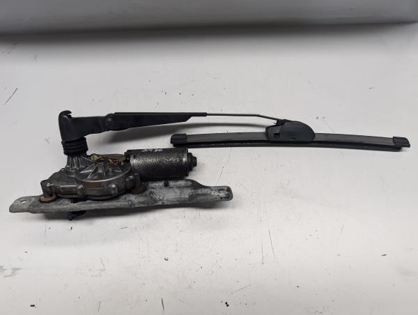 MOTOR LIMPA VIDROS TRAS VOLKSWAGEN GOLF III (1H1) | 91 - 98