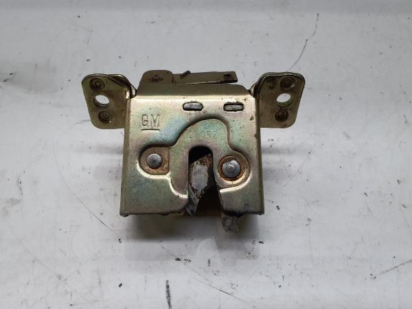 FECHO DA MALA OPEL CORSA A Caixa (S83) | 86 - 94