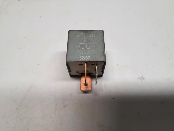 RELÉ AUDI A3 (8L1) | 96 - 06