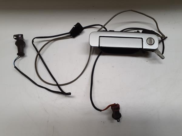 PUXADOR EXTERIOR FRENTE ESQUERDO AUDI A3 (8L1) | 96 - 06