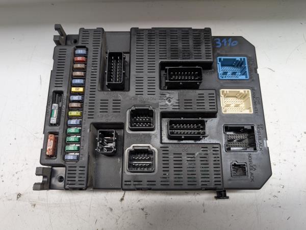 CAIXA DOS FUSIVEIS CITROEN C3 I (FC_, FN_) | 02 - 