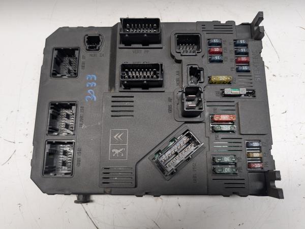 CAIXA DOS FUSIVEIS PEUGEOT 206 SW (2E/K) | 02 - 
