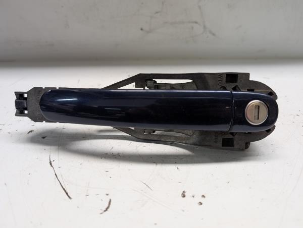 PUXADOR EXTERIOR FRENTE ESQUERDO VOLKSWAGEN BORA (1J2) | 98 - 13