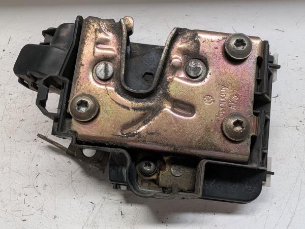 FECHO DAS PORTAS VOLKSWAGEN GOLF III (1H1) | 91 - 98
