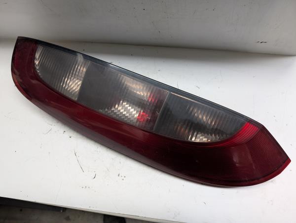 FAROLIM MALA DIR. OPEL CORSA C Caixa (X01) | 00 - 12