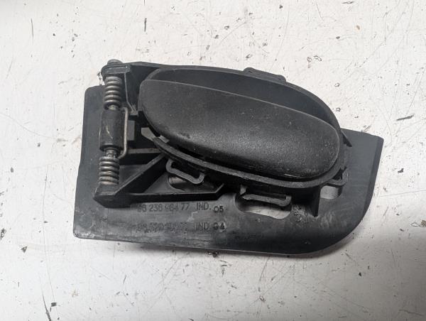 PUXADOR INTERIOR FRENTE ESQUERDO PEUGEOT 206 Hatchback (2A/C) | 98 - 12
