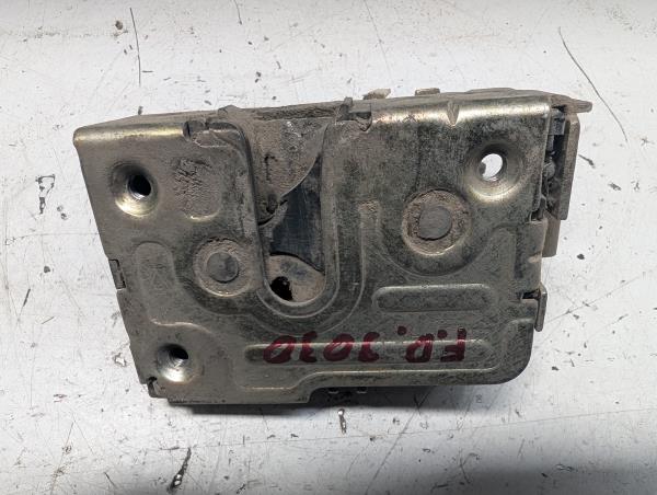 FECHO DA PORTA FRENTE DTO RENAULT MASTER II Caixa (FD) | 98 - 