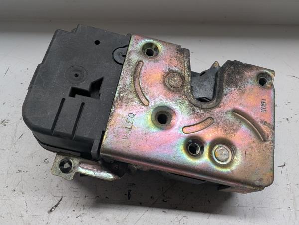 FECHO DA PORTA FRENTE ESQ. PEUGEOT 206 CC (2D) | 00 - 08