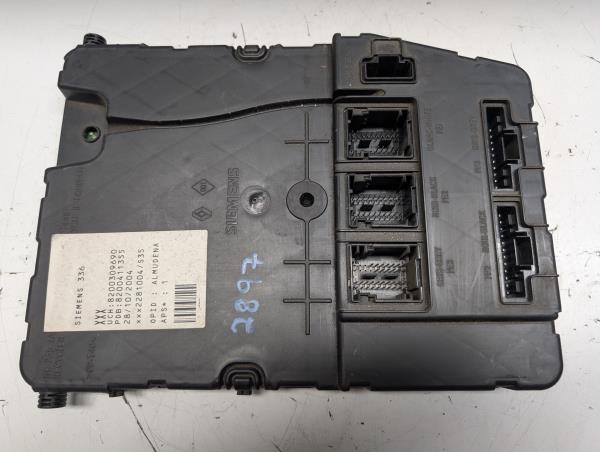 CAIXA DOS FUSIVEIS RENAULT MEGANE II Hatchback Van (KM0/2_) | 03 - 09