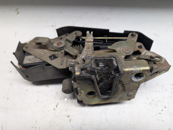 FECHO DA PORTA FRENTE DTO VOLVO 850 (854) | 91 - 97
