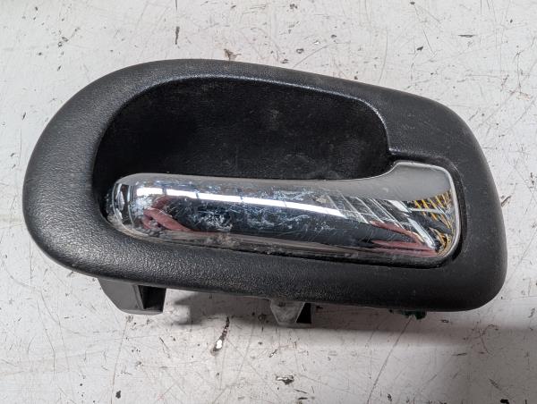 PUXADOR INTERIOR FRENTE DIREITO HONDA CIVIC VI Fastback (MA, MB) | 94 - 01