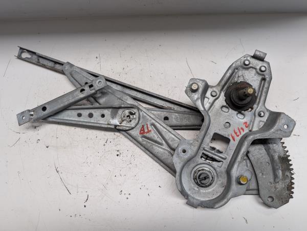 ELEVADOR TRÁS DTO HONDA CIVIC VI Fastback (MA, MB) | 94 - 01