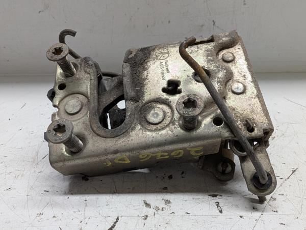 FECHO DA PORTA FRENTE DTO PEUGEOT 205 XAD (20SA92)