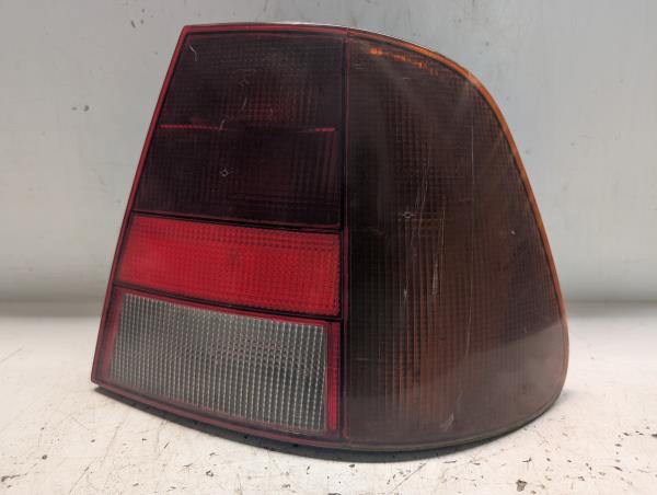 FAROLIM MALA DIR. VOLKSWAGEN POLO CLASSIC (6V2) | 95 - 09