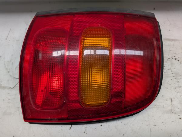 FAROLIM STOP ESQ. NISSAN MICRA II (K11) | 92 - 07