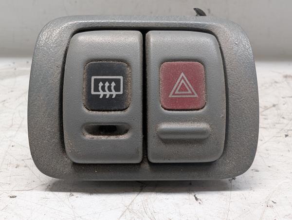 BOTAO QUATRO PISCAS NISSAN MICRA II (K11) | 92 - 07