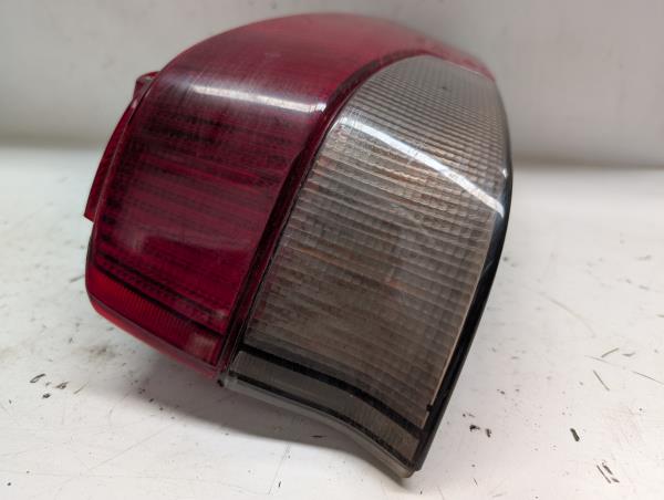 FAROLIM MALA ESQ. PEUGEOT 106 I (1A, 1C) | 91 - 96 Imagem-1