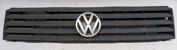 GRELHA DA FRENTE VOLKSWAGEN POLO (86C, 80) | 81 - 94