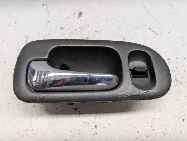 PUXADOR INTERIOR TRAS ESQUERDO ROVER 45 Hatchback (RT) | 00 - 05