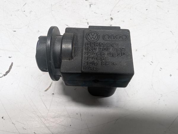 SENSOR VOLKSWAGEN GOLF VI Van (5K1_) | 08 - 12