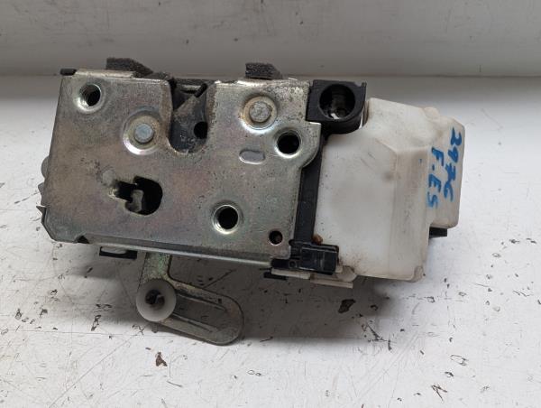 FECHO DA PORTA FRENTE ESQ. FIAT PUNTO (188_) | 99 - 12