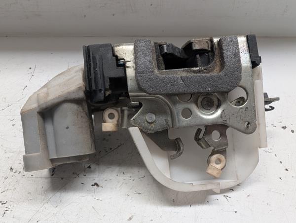 FECHO DA PORTA FRENTE ESQ. FIAT PUNTO (188_) | 99 - 12 Imagem-1