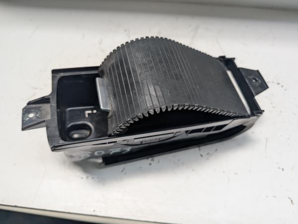 CONSOLA CENTRAL VOLKSWAGEN GOLF VI Variant (AJ5) | 09 - 14 Imagem-1