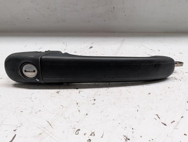 PUXADOR EXTERIOR FRENTE DIREITO VOLKSWAGEN POLO (6N1) | 94 - 99