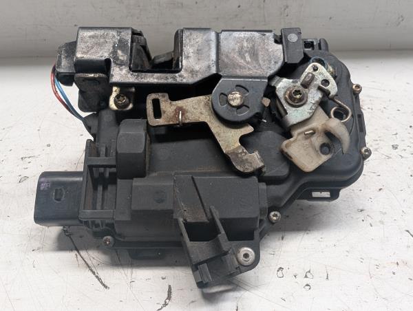 FECHO DA PORTA FRENTE ESQ. VOLKSWAGEN GOLF IV (1J1) | 97 - 07 Imagem-1