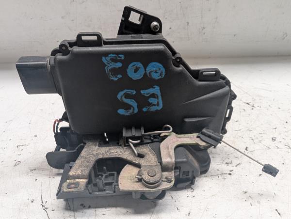 FECHO DA PORTA FRENTE ESQ. VOLKSWAGEN GOLF IV (1J1) | 97 - 07 Imagem-3