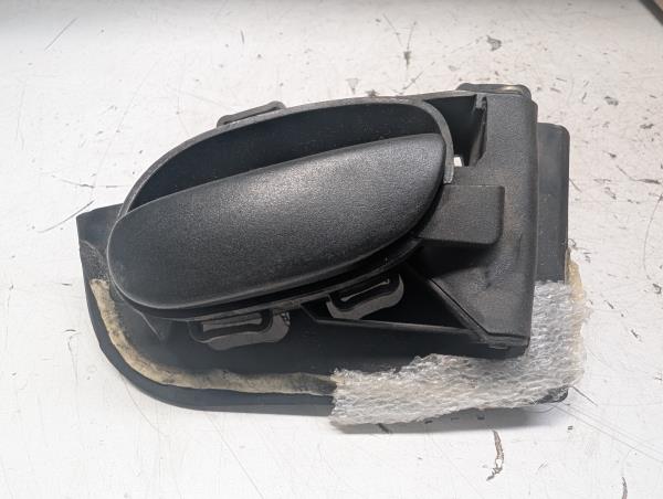 PUXADOR INTERIOR FRENTE DIREITO PEUGEOT 206 Hatchback (2A/C) | 98 - 12