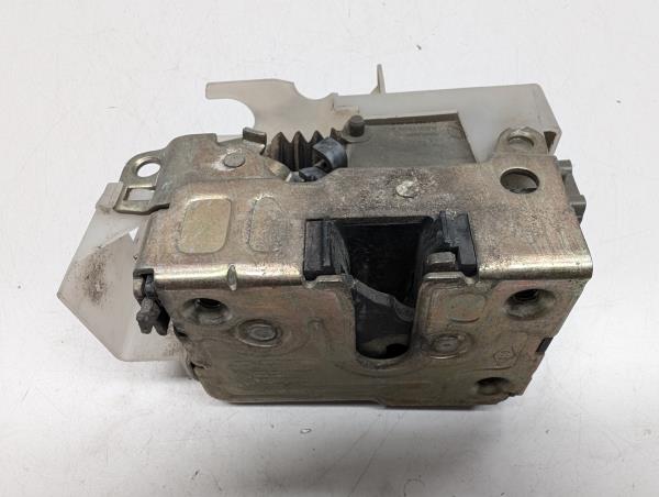 FECHO PORTA TRÁS ESQ. RENAULT CLIO II Caixa (SB0/1/2_) | 98 - 
