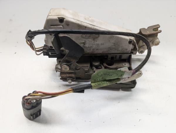 FECHO DAS PORTAS FORD ESCORT 95 Caixa (AVL) | 95 - 01