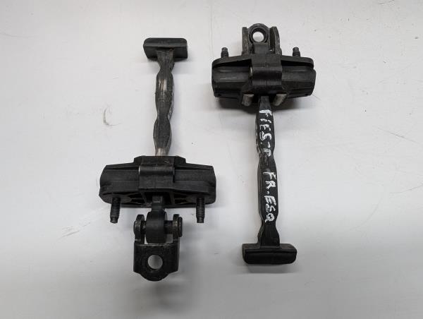 ESTICADOR FORD FIESTA Imagem-1