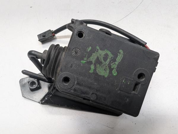 FECHO CENTRAL OPEL CORSA B Caixa (S93) | 94 - 01