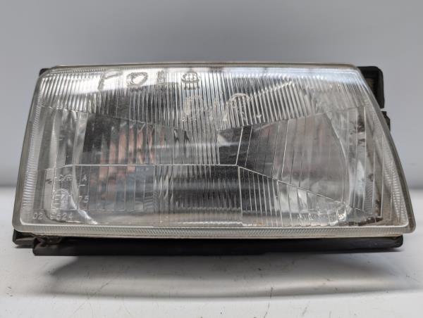 Right Headlight  VOLKSWAGEN POLO (86C, 80) | 81 - 94