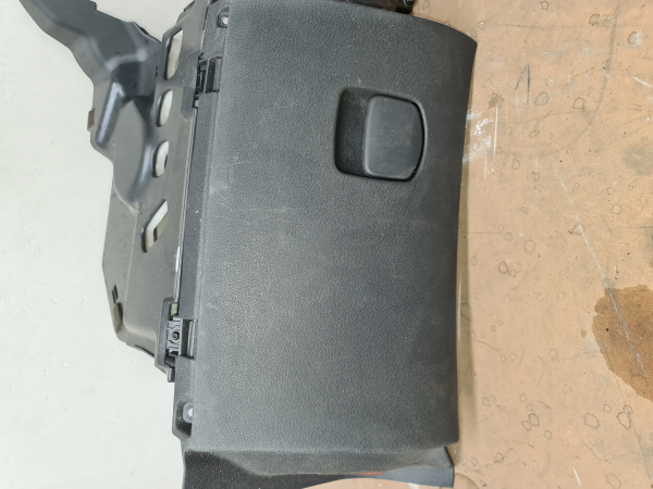PORTA LUVAS  OPEL CORSA D (S07) | 06 - 14