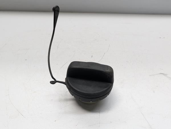TAMPAO COMBUSTIVEL TOYOTA AURIS (_E15_) | 06 - 12