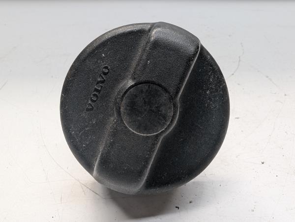 TAMPAO COMBUSTIVEL VOLVO LW 4502