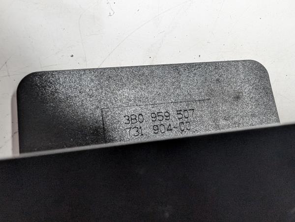 MODULO ELETRONICO VOLKSWAGEN PASSAT (3B3) | 00 - 05 Imagem-1